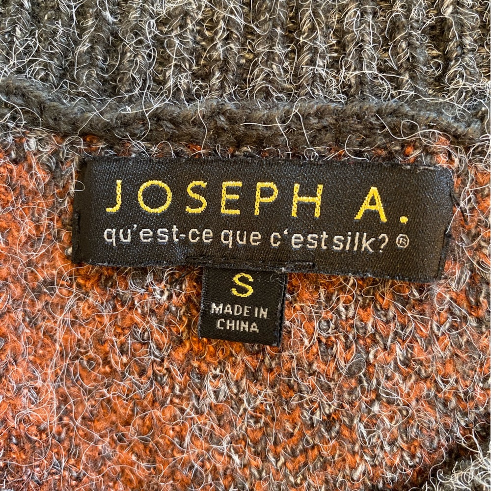 Sweater - Picture 3 of 5